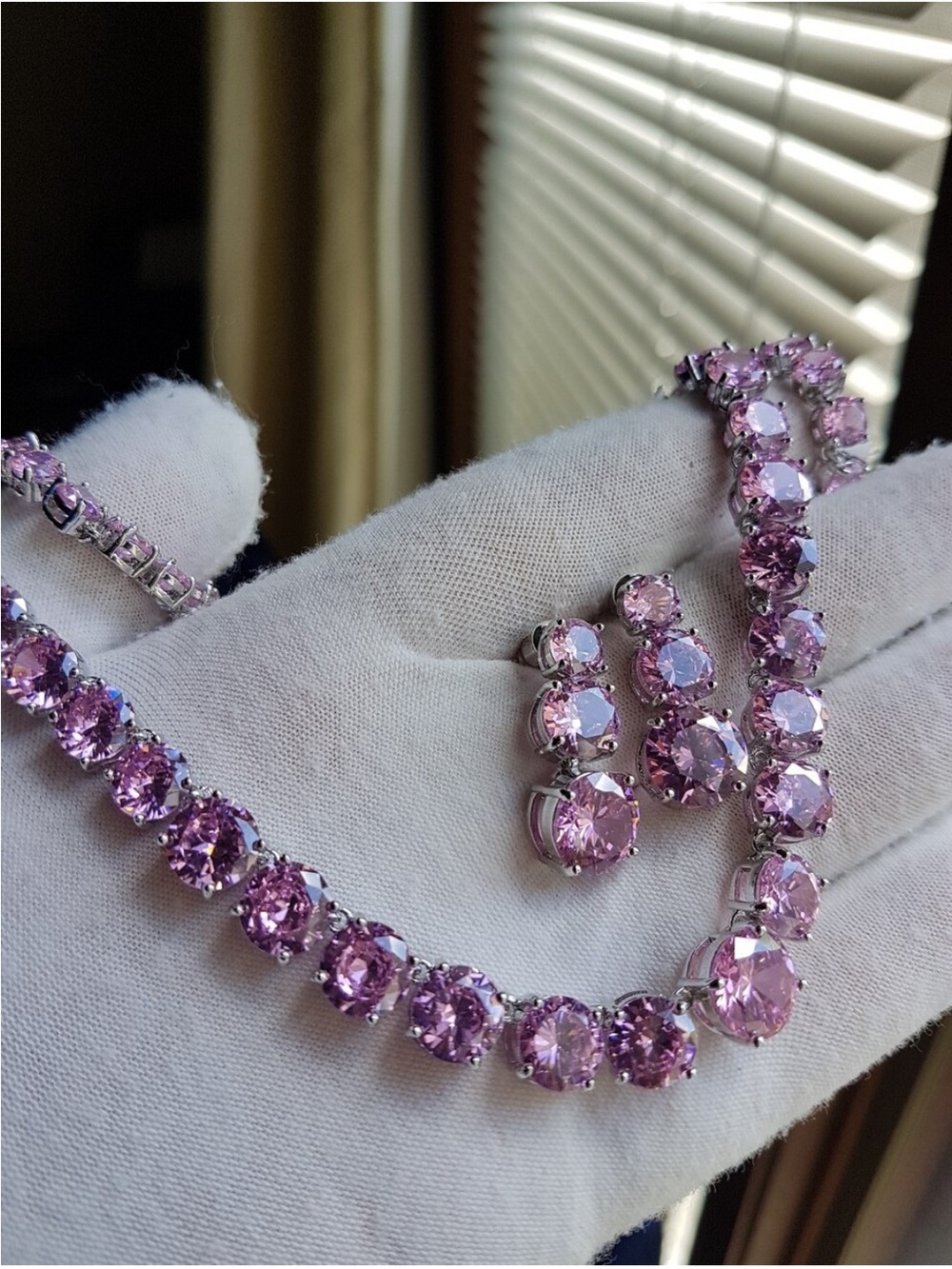 Swarovskis Elements Platinum Plated Round Pink Graduated Drop Earrings NEW - Picture 12 of 14